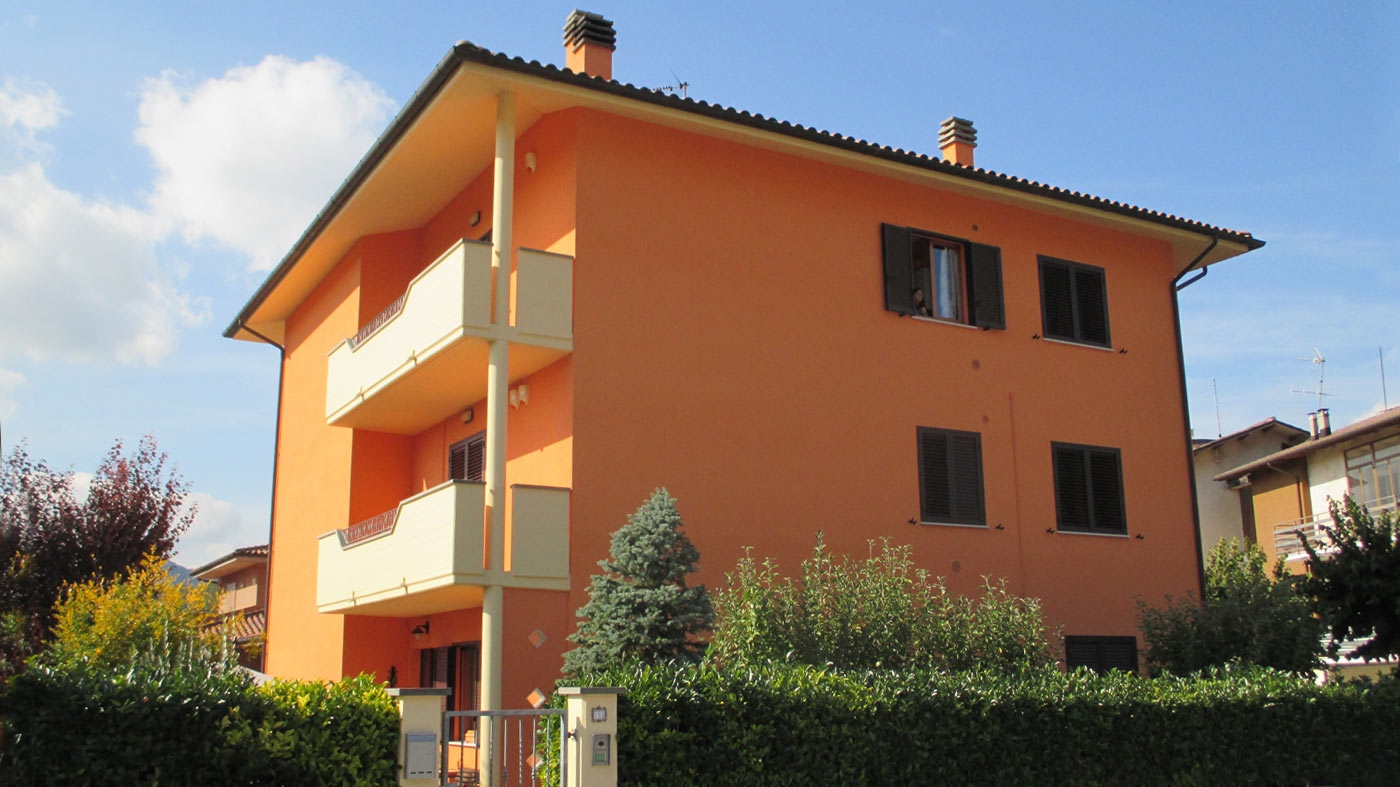 tinteggiatura esterno montemarciano